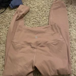 Lululemon leggings